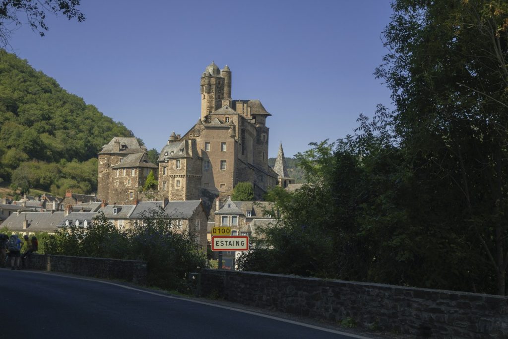 guide touristique aveyron : entre paysages sauvages et patrimoine