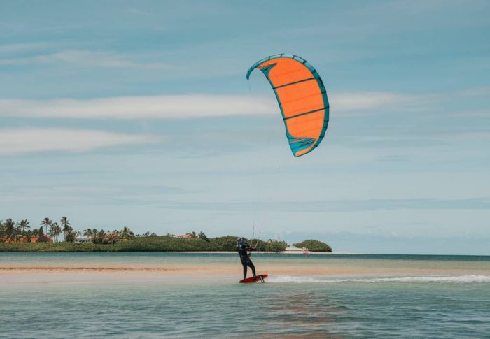 Expériences uniques de kitesurf au Brésil : jericoacoara à moitas